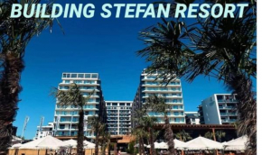 Apaetament black&white Building resort